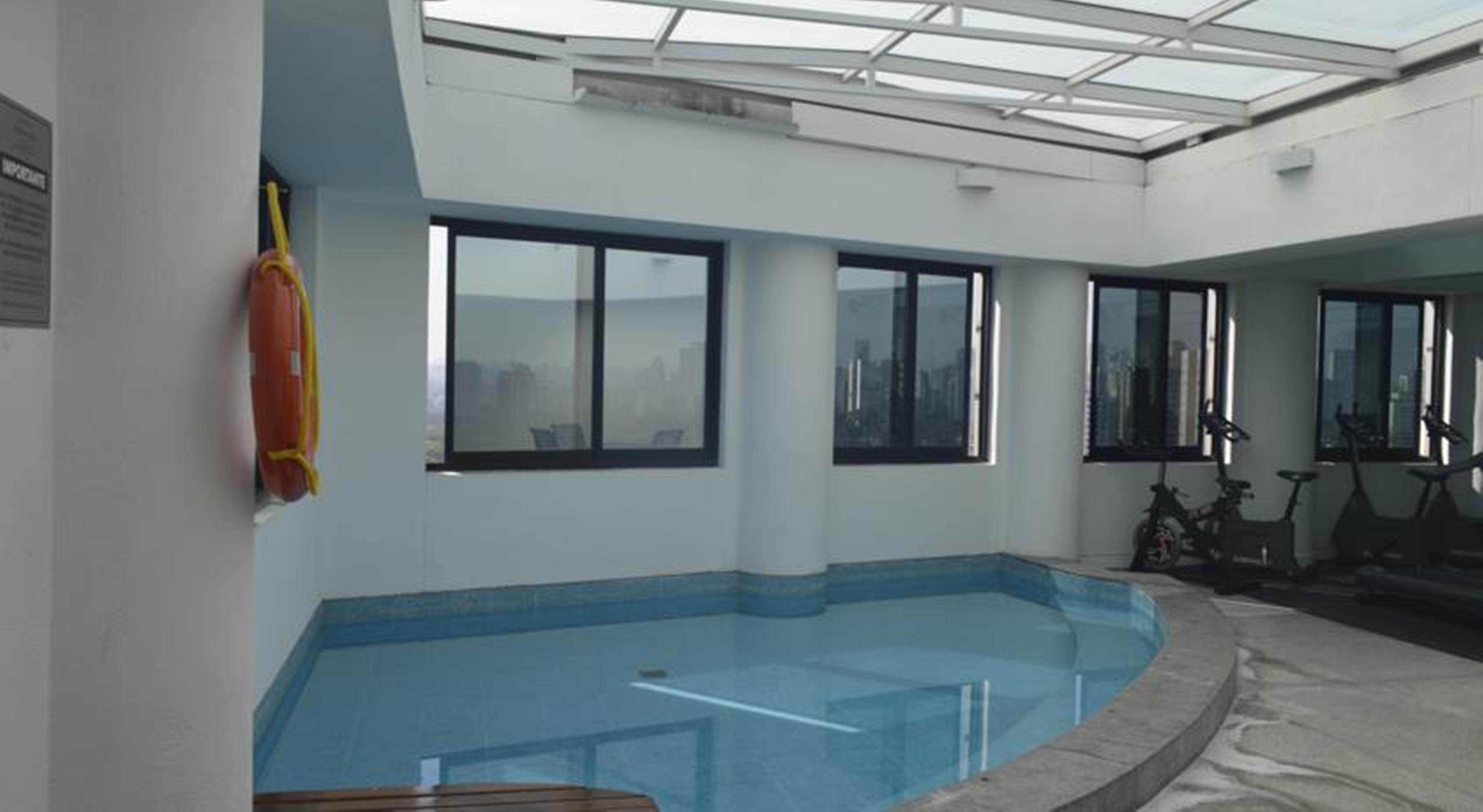 Estanplaza Berrini Hotel 4*