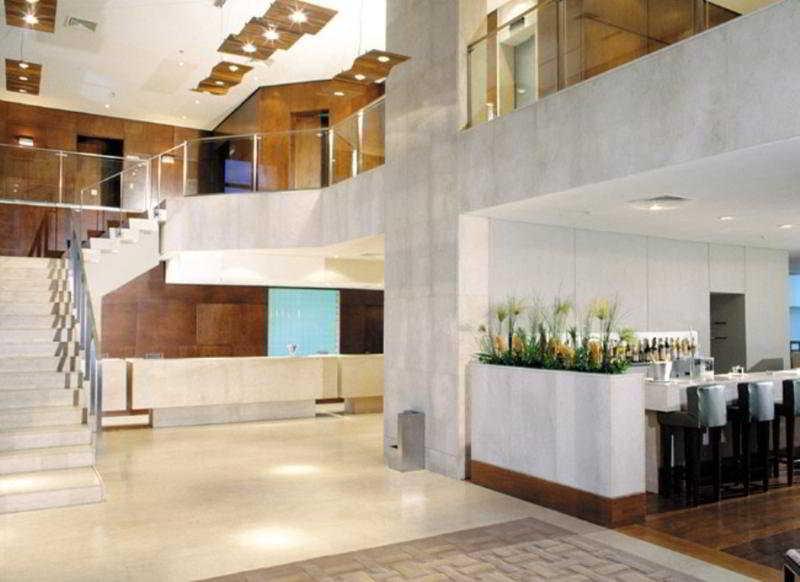 Estanplaza Berrini 4*