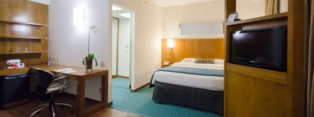Estanplaza Berrini Hotel