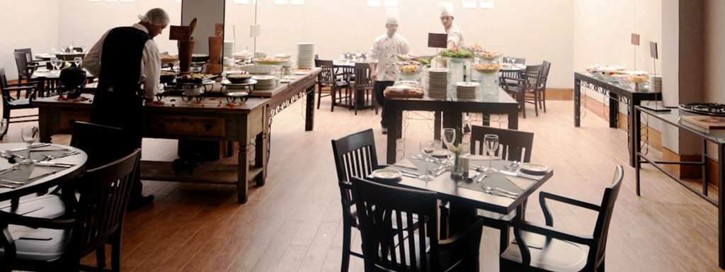 Hotel Estanplaza Berrini 4*