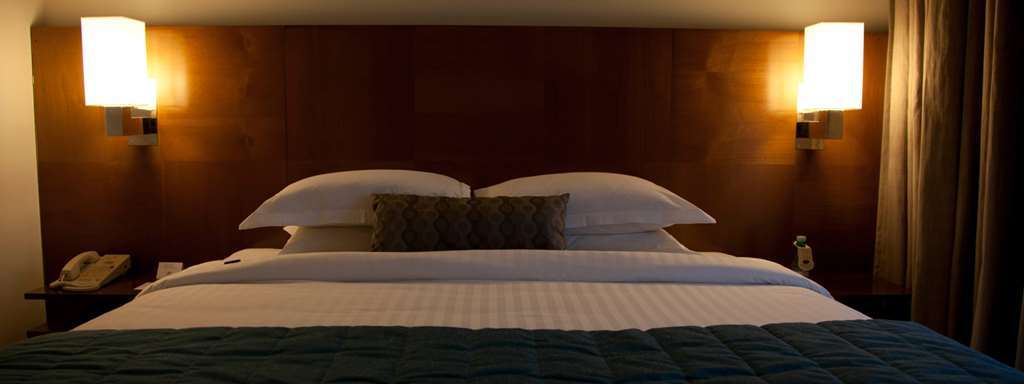 Estanplaza Berrini Hotel 4*