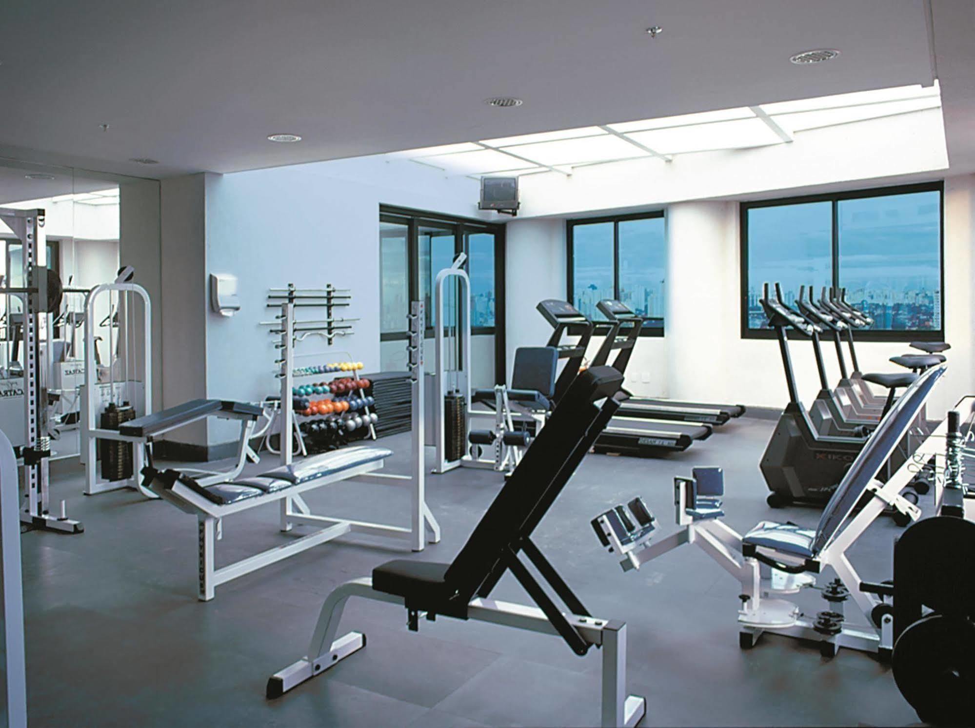 Hotel Estanplaza Berrini