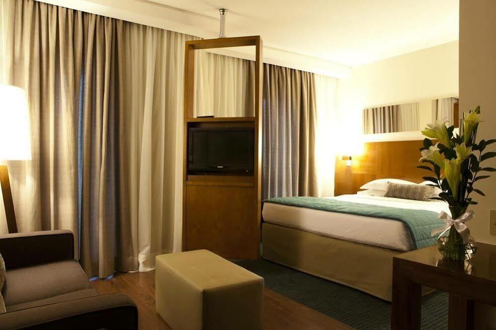 Estanplaza Berrini 4*
